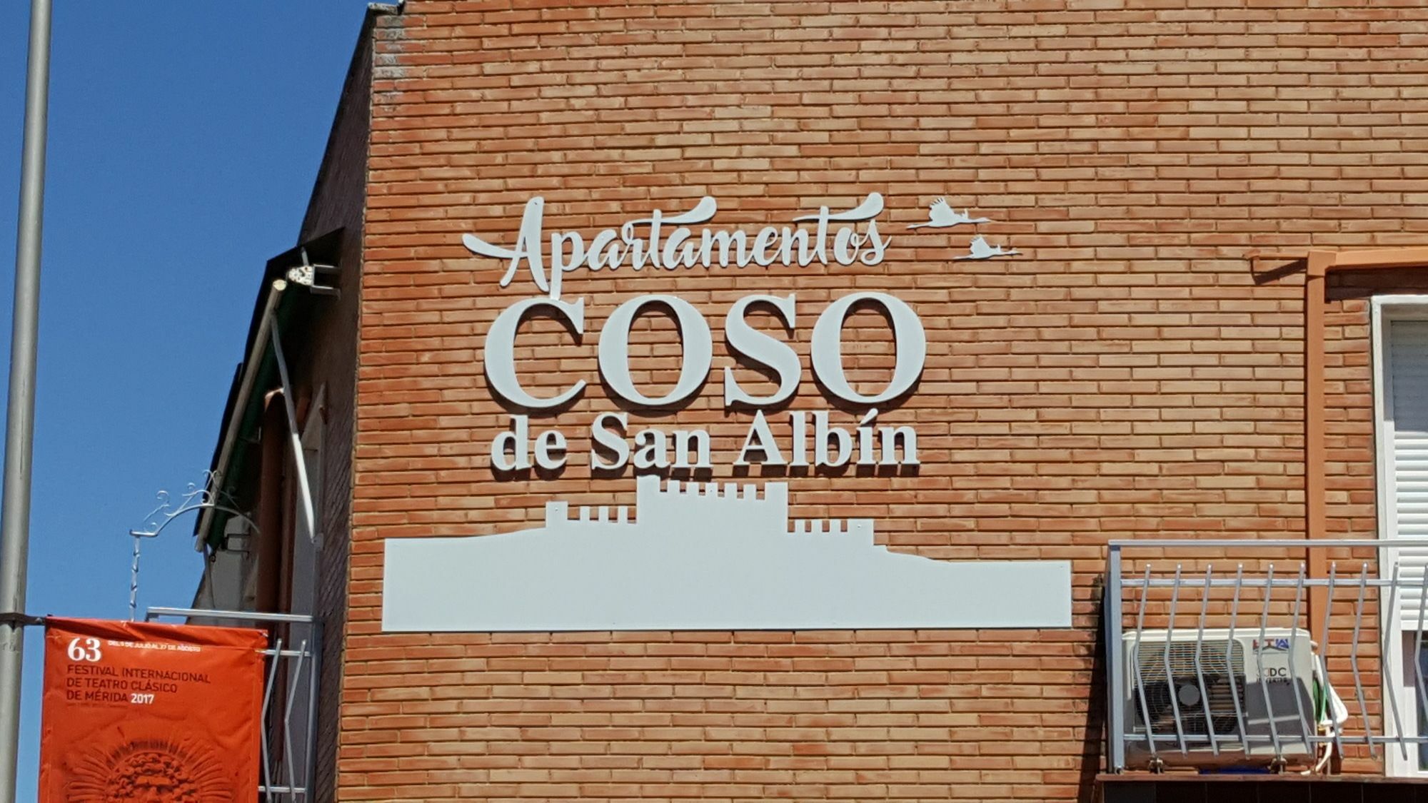Apartamentos Coso De San Albin メリダ エクステリア 写真