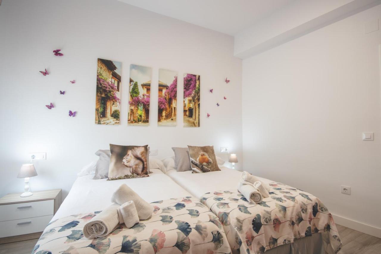 Apartamentos Coso De San Albin メリダ エクステリア 写真