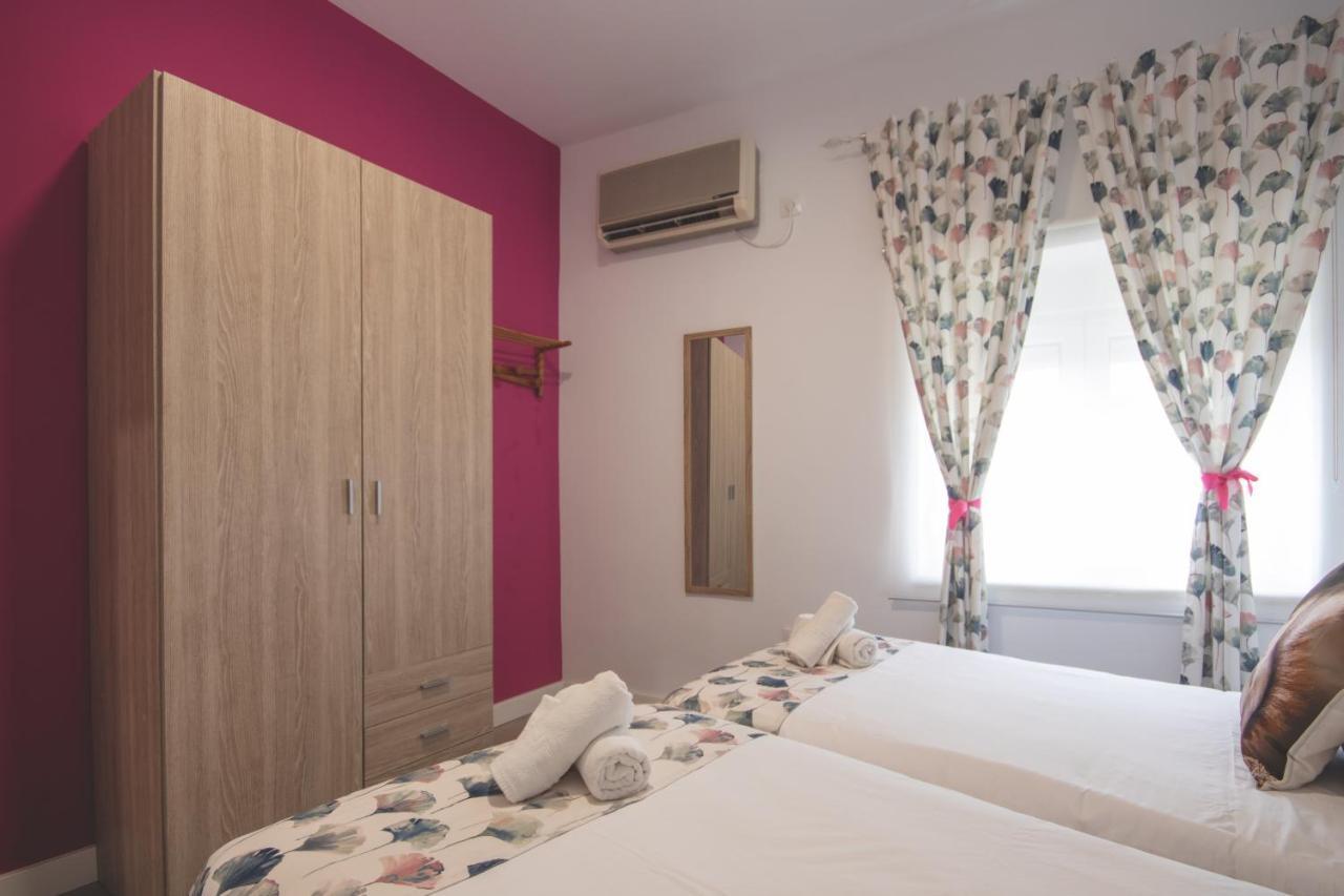 Apartamentos Coso De San Albin メリダ エクステリア 写真