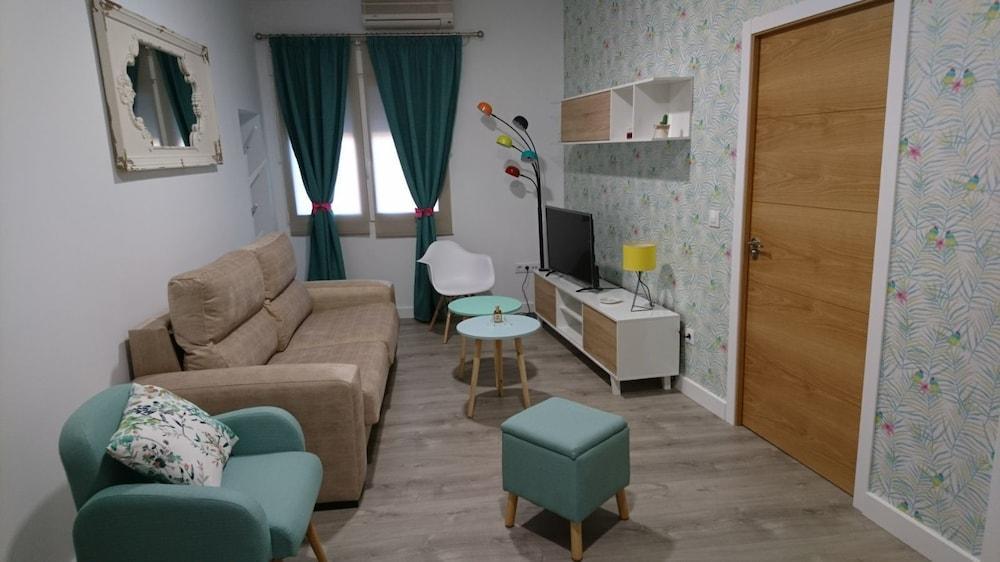 Apartamentos Coso De San Albin メリダ エクステリア 写真